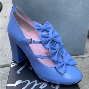 Spring!! Periwinkle Minna Parikka Pumps!